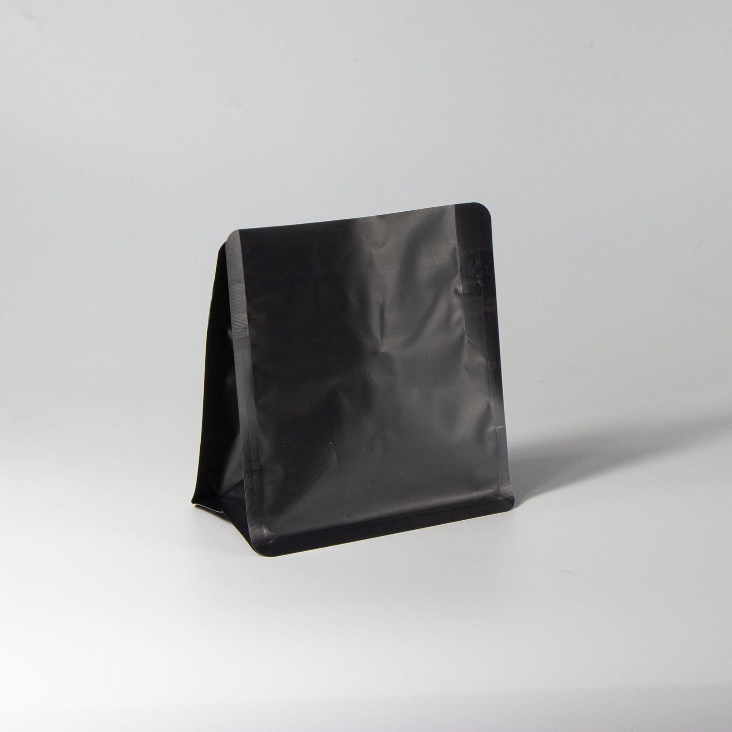 【フラットボトム袋】100g｜130x140x80mm マットブラック