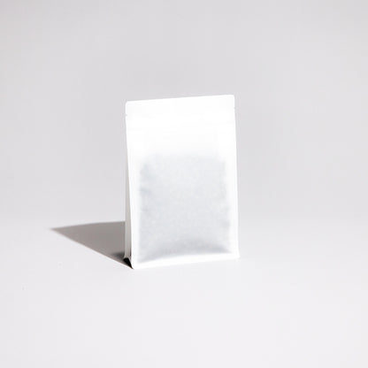 ポスト投函用 FB 200g｜150x220x50mm マットホワイト