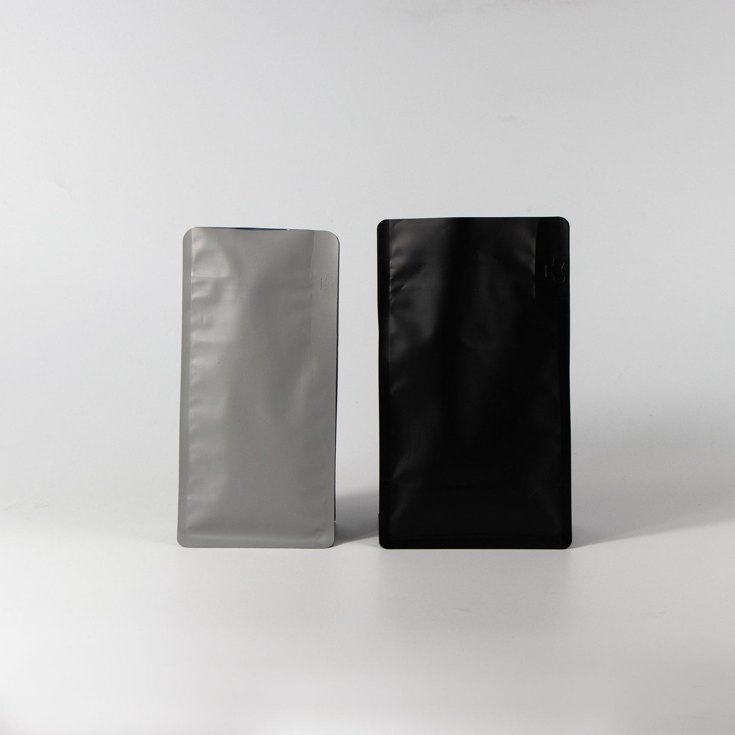 【フラットボトム袋】100g｜90x185x60mm マットブラック